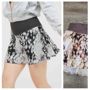 AERIE | Active Skort Patterned Skirt | Sz. L